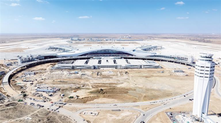呼和浩特盛樂國際機(jī)場項(xiàng)目建設(shè)進(jìn)入沖刺階段.jpg